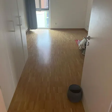 1 Mit 3 Betten München